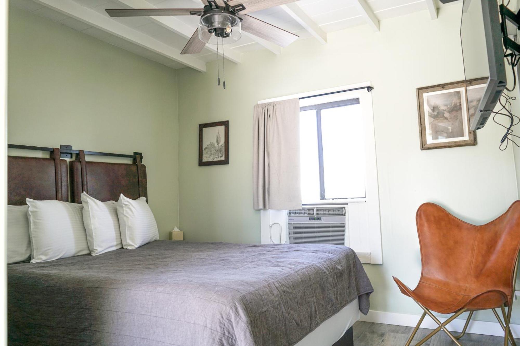 Sagebrush Inn Tombstone Phòng bức ảnh A room at the hotel