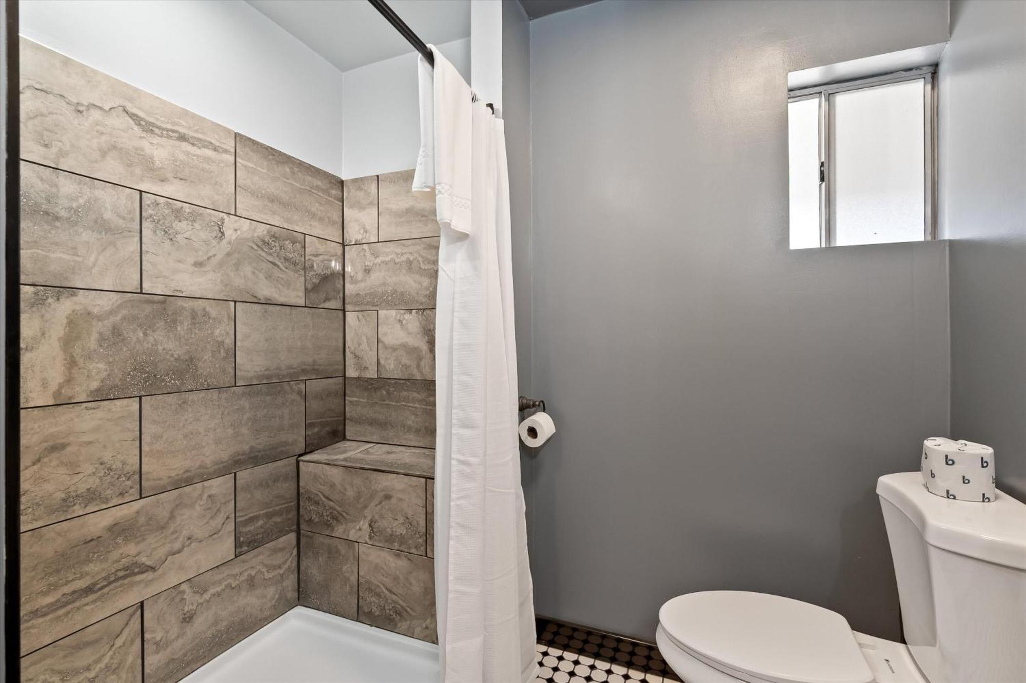 Sagebrush Inn Tombstone Phòng bức ảnh Bathroom